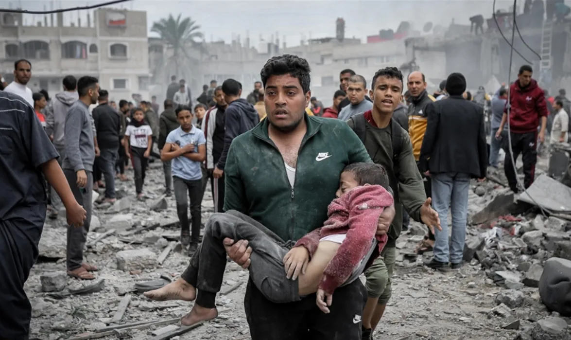 http://plutocracia.com/imagens/Gaza_6agosto2024_jonathancook.webp